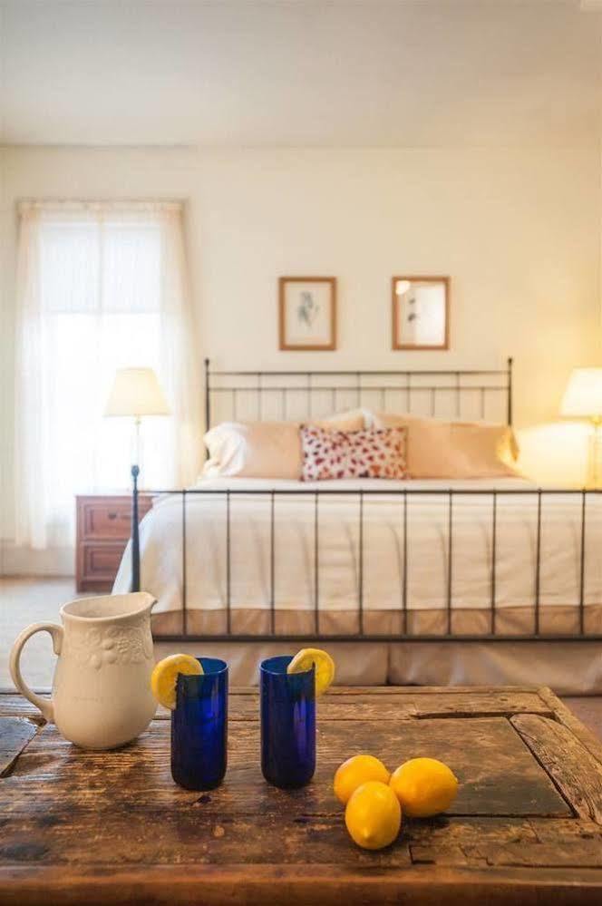 Camellia Inn Healdsburg Bagian luar foto