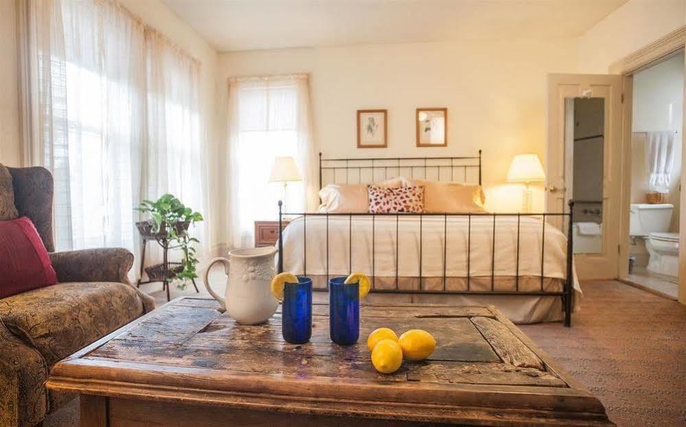 Camellia Inn Healdsburg Bagian luar foto